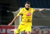 ستاره فجر بازی با استقلال را از دست داد