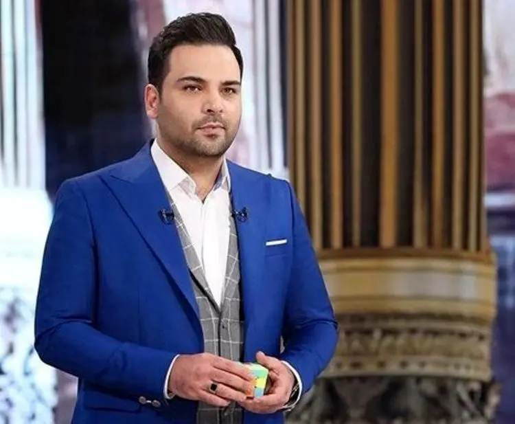 عذرخواهی احسان علیخانی از هواداران استقلال