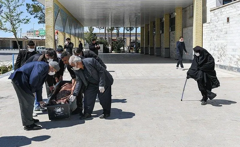 (تصاویر) آرامستان بهشت معصومه قم در روزهای کرونایی