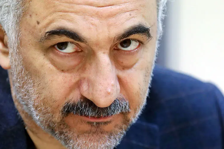 اثر کرونا در ایران بسیار کمتر از دنیا خواهد بود/ انزوای اقتصادی به دادِ ما رسید