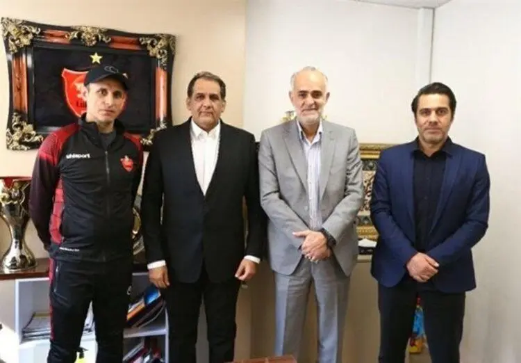 یک استقلالی پول رضایتنامه گل‌محمدی را داد!