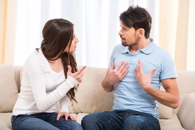 چگونه از همسرمان انتقاد کنیم که ناراحت نشود؟
