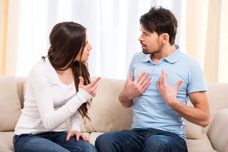چگونه از همسرمان انتقاد کنیم که ناراحت نشود؟