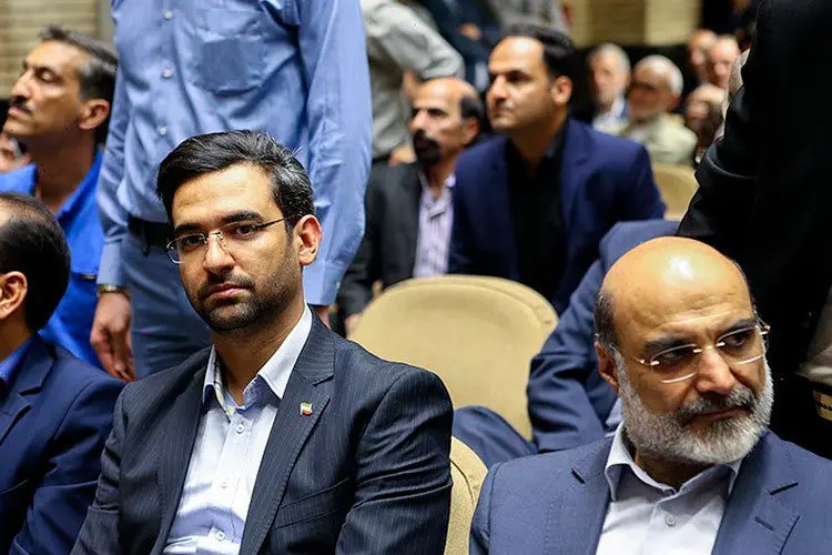 دعوای فرکانسی؛ حق با وزیر است یا صدا و سیما؟