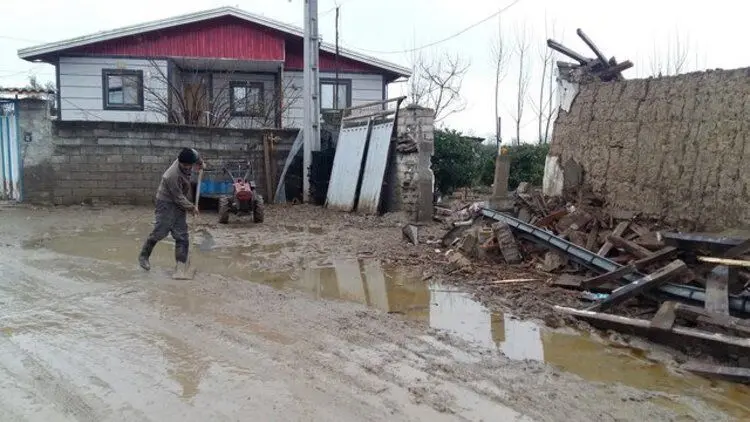 سیل، آب و برق کدام استان ها را قطع کرد؟
