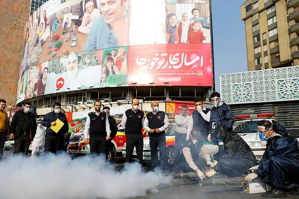 (تصاویر) عملیات ضد عفونی میدان ولیعصر تهران