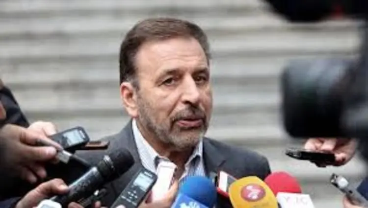 واعظی:برخی حضرات، رفتار صادقانه دولت را پروژه سیاسی نامیدند