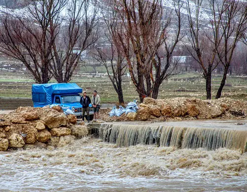 مرگ پدر و 2 فرزند در سیل استان فارس