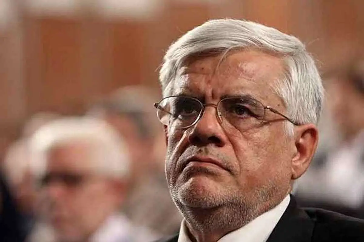 عارف: رویگردانی جوانان از انقلاب نگران کننده است
