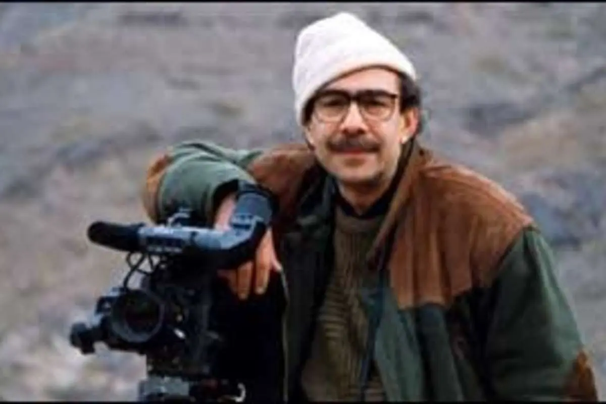 کیومرث درم‌بخش بر اثر کرونا درگذشت