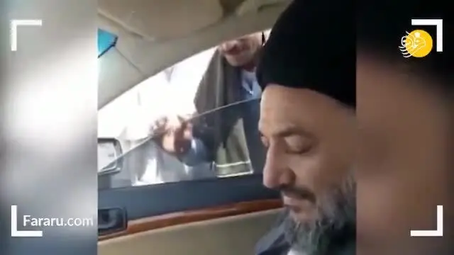 (ویدئو) پخش پول بین کارگران توسط امام جمعه ایرانشهر جلوی دوربین!