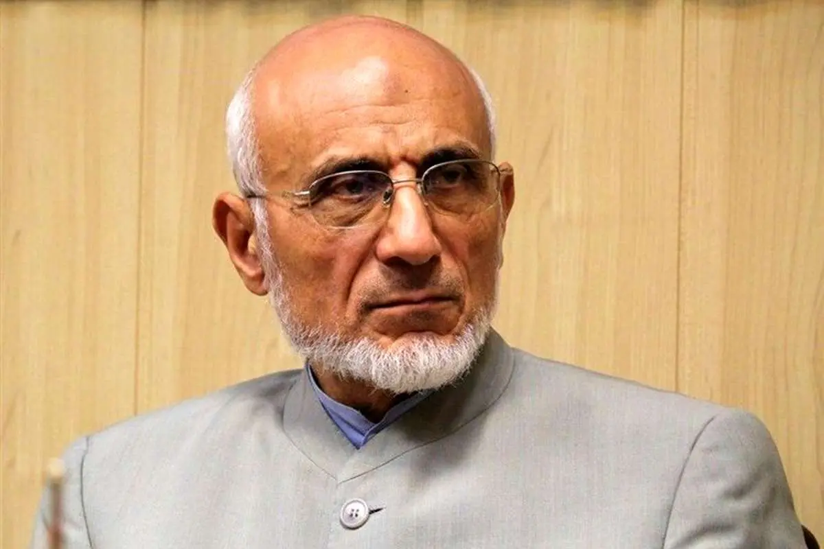 میرسلیم: با عملکرد روحانی و قالیباف مخالفم