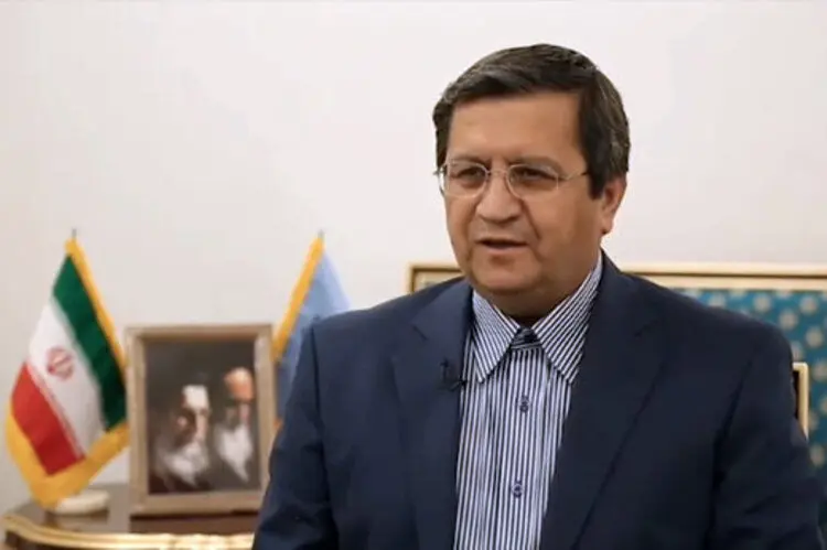 توضیحات همتی درباره تسهیل خدمات پرداخت خُرد به مردم
