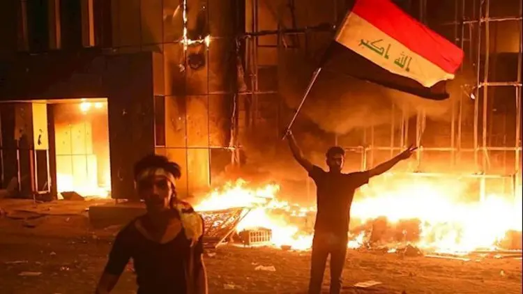 بازگشت اعتراضات به عراق؛ سازمان بدر  به آتش کشیده شد