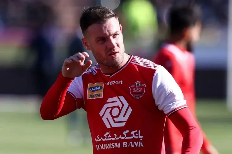 استوکس دقیقه‌ای ۳۸ میلیون برای پرسپولیس آب خورد!