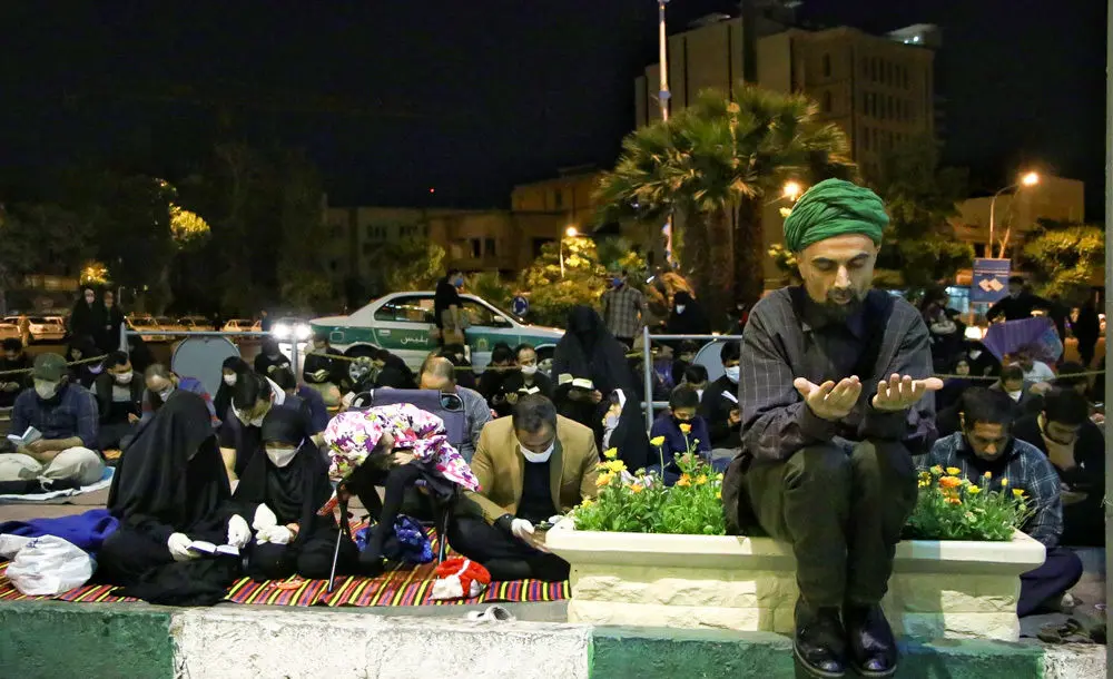 (تصاویر) احیای متفاوت شب نوزدهم رمضان در تهران