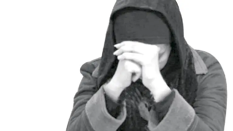 چاقوی توهم شوهر زیر گلوی همسر!