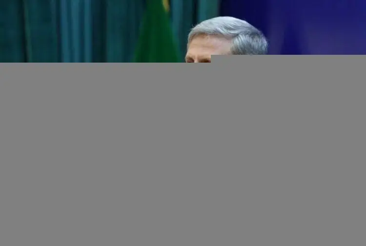 واکنش وزیر دفاع به تهدید نفتکش‌های ایران توسط آمریکا