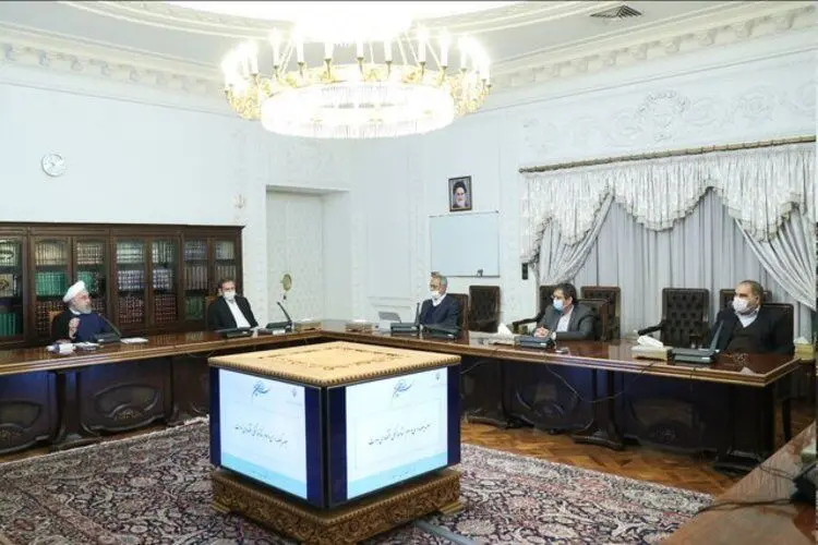 تاکید روحانی بر عرضه بیشتر سهام بنگاه‌های بزرگ در بورس