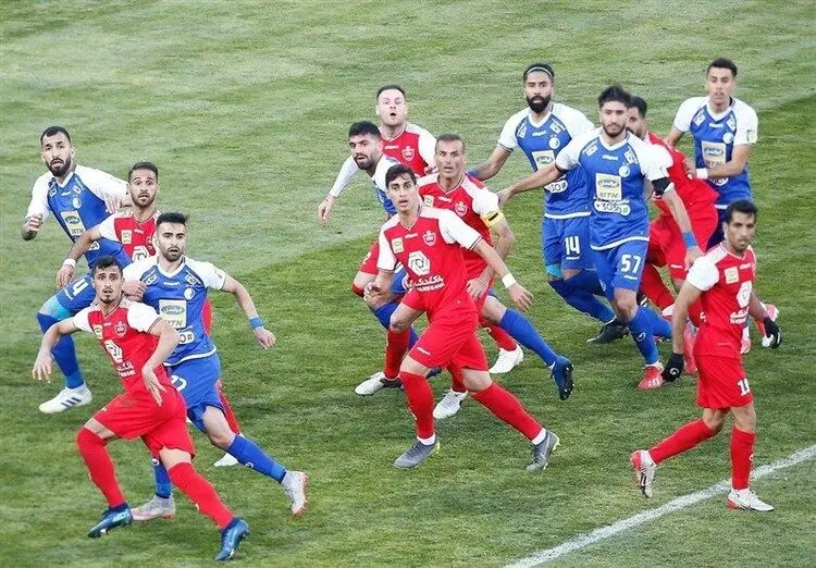 پرسپولیس و استقلال تابستان بورسی می‌شوند