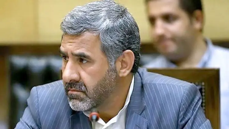 برادرزاده‌ام در قم تایید صلاحیت شد در گرمسار رد صلاحیت!