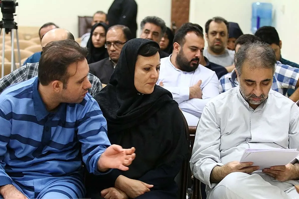 و این گونه "فساد" زاده شد!