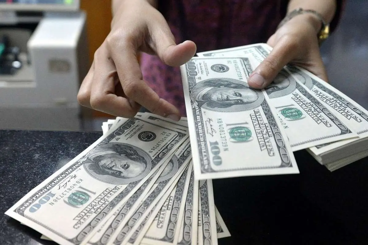 "قیمت دلار" پایین میکشد؟