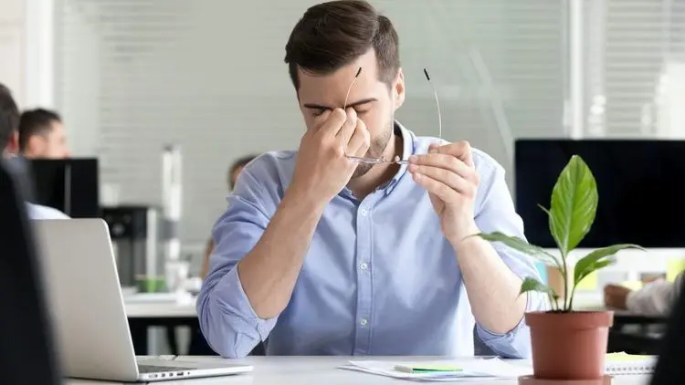 سندرم دیجیتالی چشم؛ آفت جدید ویروس کرونا