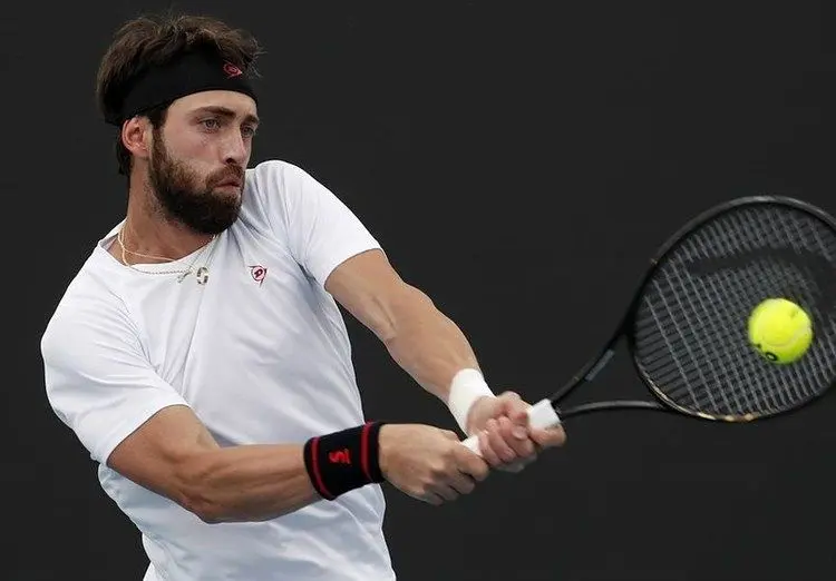 ورزشکاری که همسرش را کتک زد، دستگیر شد