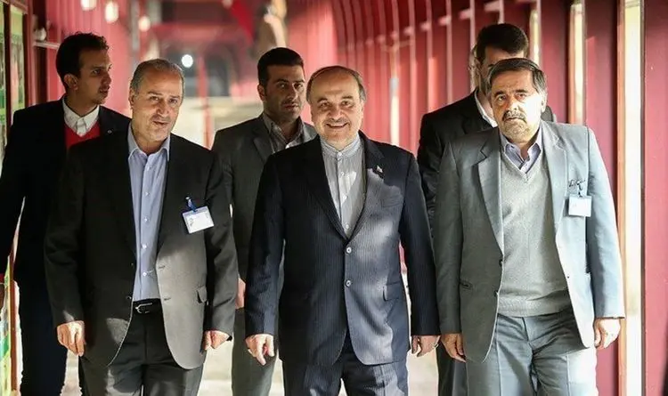 آقای سلطانی‌فر! شما وزیر دولت روحانی هستید؟