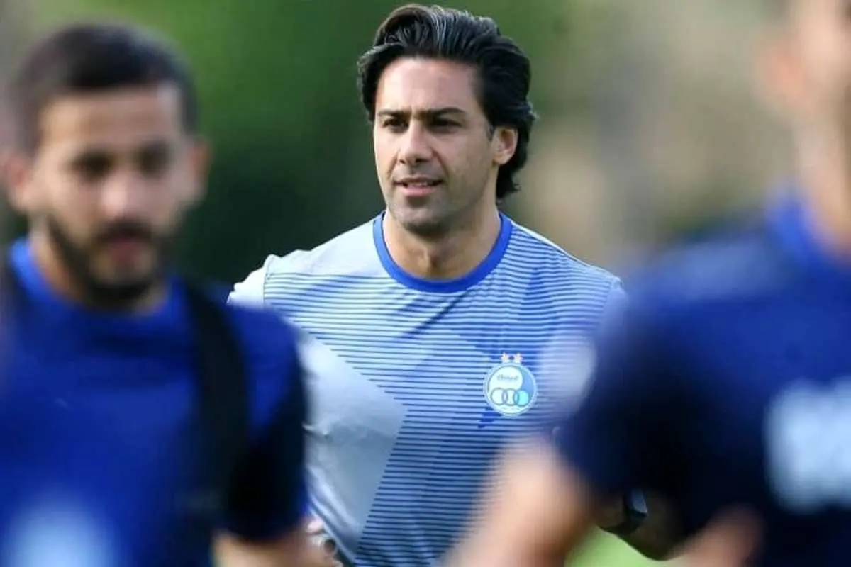 سرمربی استقلال تضمین خواست!