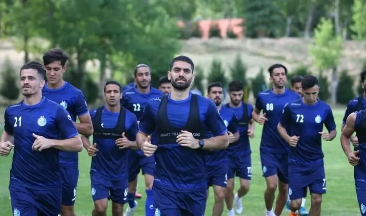 مدیر استقلالی دوربین شبکه ۳ را تهدید کرد؛ پلیس صدا می‌زنیم!