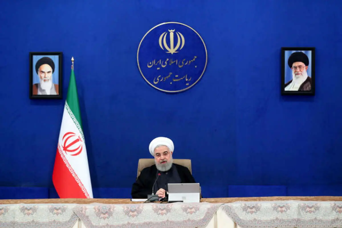 روحانی: علیرغم سختیهای فراوان ناشی از تحریمها مردم باید دلگرم باشند
