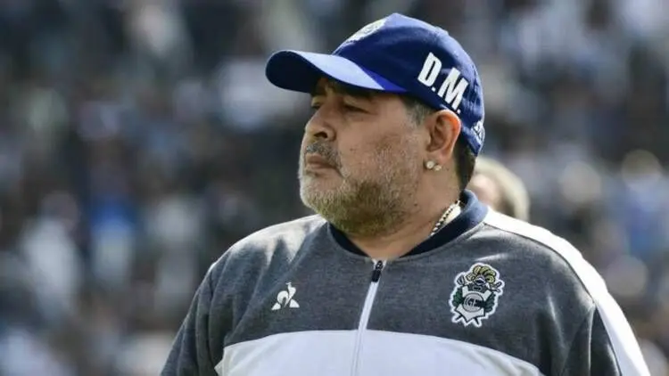مارادونا در تیمش ماندگار شد