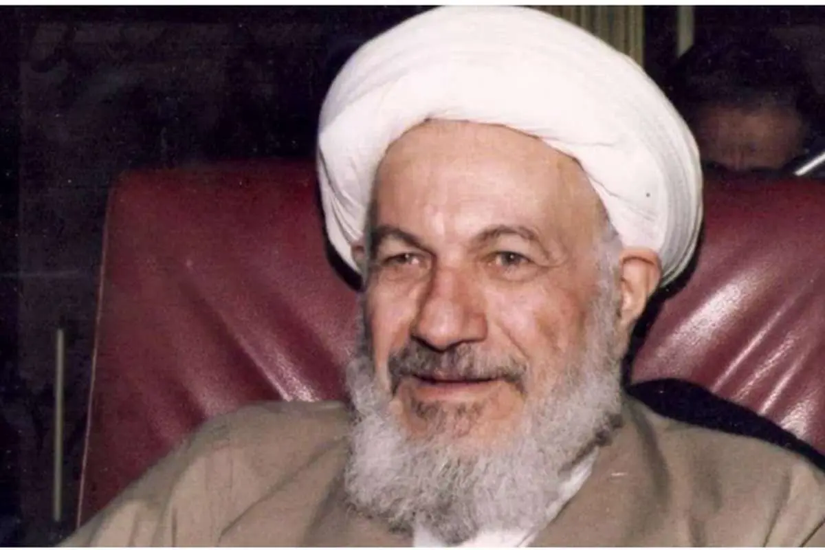 تنها مخالف رهبری آیتالله خامنهای چه کسی بود؟