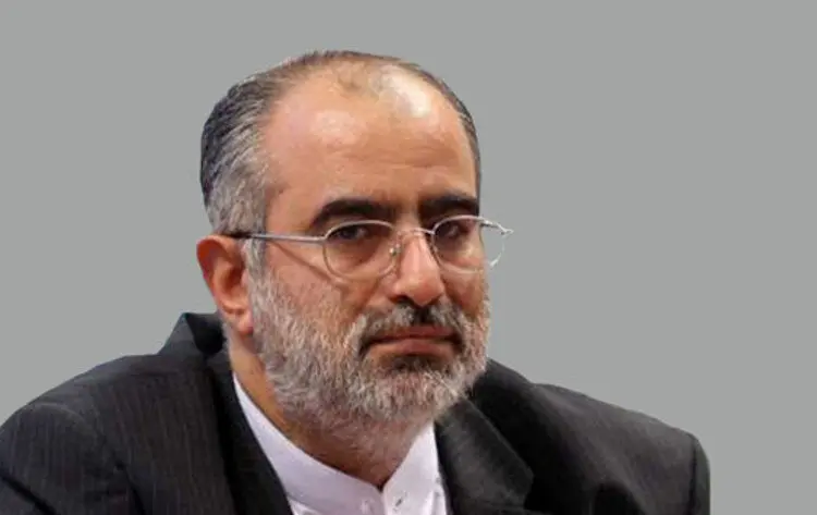 آشنا خطاب به ترامپ: باید بیش از آن‌چه اوباما داد، پیشنهاد بدهی!