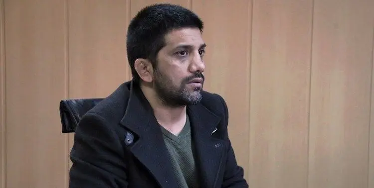 دبیر: سقوط کشتی نزدیک است
