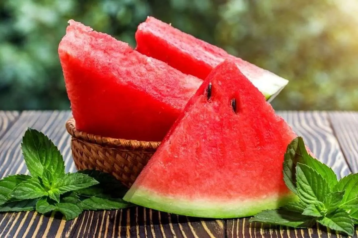 با هندوانه به جنگ کرونا بروید!