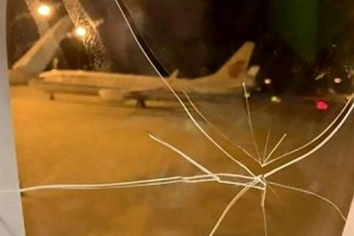 شکست عشقی باعث فرود اضطراری هواپیما شد!