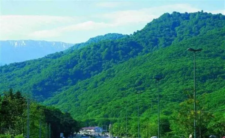 کاهش ۸ تا ۱۲ درجه‌ای دمای هوا در شمال کشور