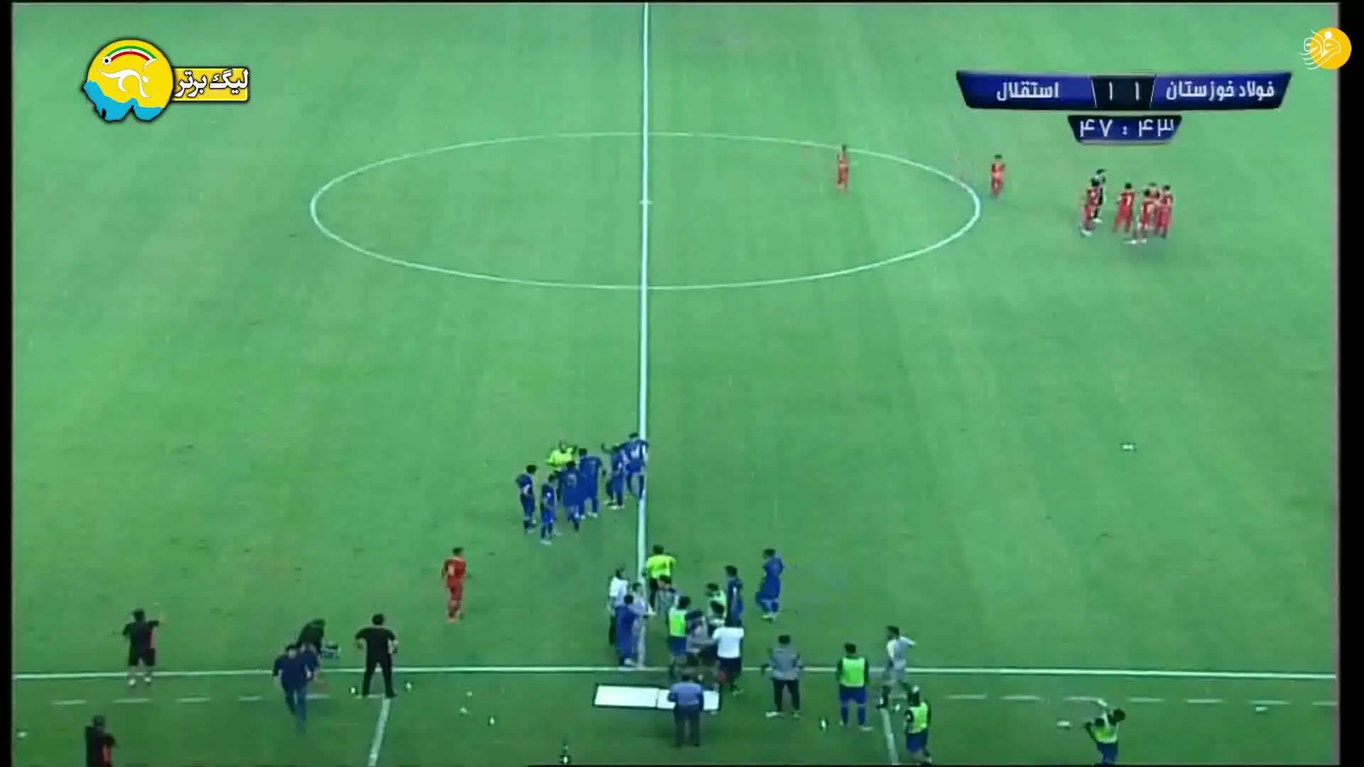 (ویدیو) خلاصه بازی فولاد 2 - 1 استقلال؛ شکست آبی‌های 9 نفره