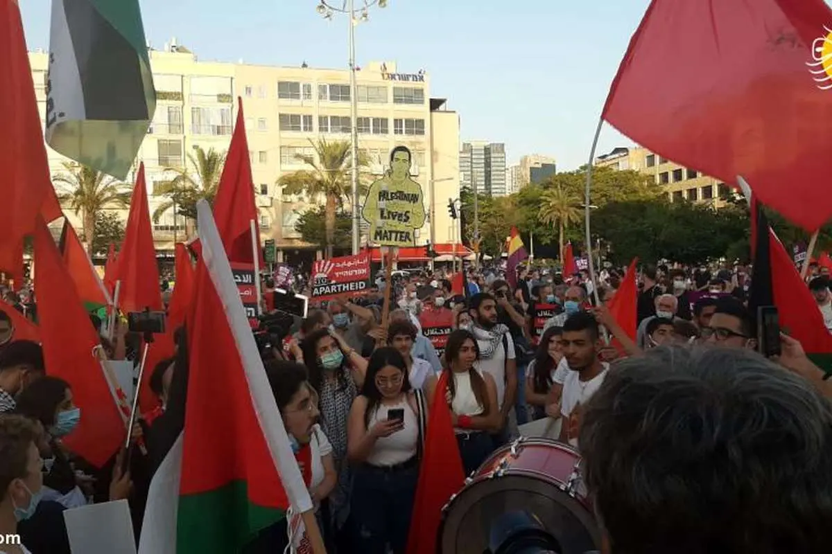 (تصاویر) تظاهرات با پرچم فلسطین در میدان رابین تل آویو