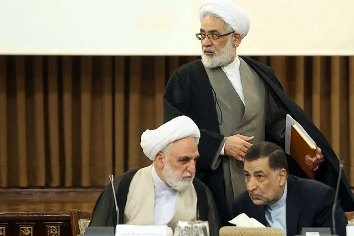 دستور رئیسی برای پیگیری استرداد مفسدان فراری