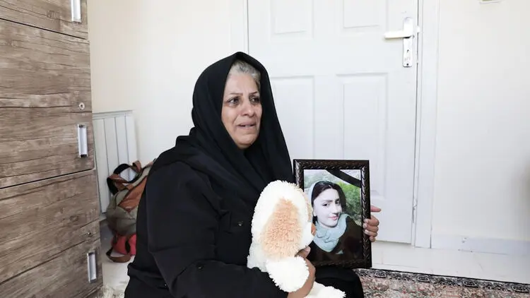 فاطمه را جلوی چشمانم از طبقه ۱۱ برج پرند به پایین پرت کرد