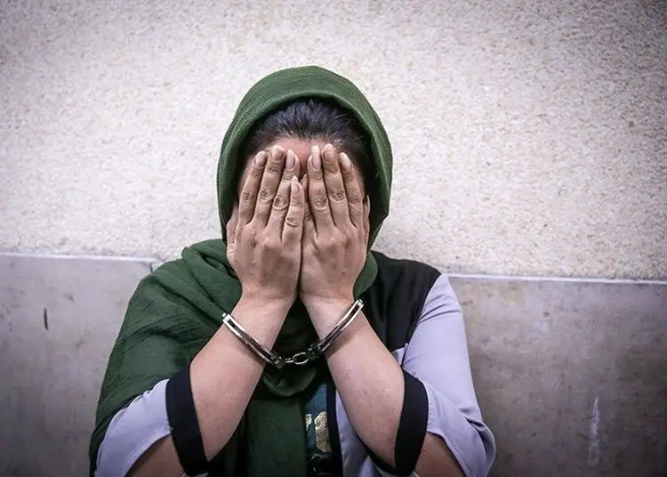 بازداشت یک زن به اتهام انتشار تصاویر غیر اخلاقی