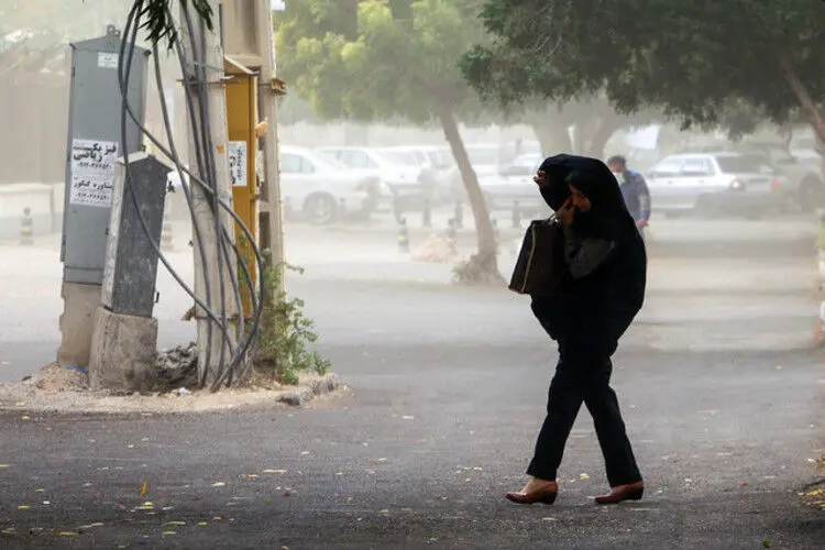 هشدار هواشناسی درباره رگبار و وزش باد شدید