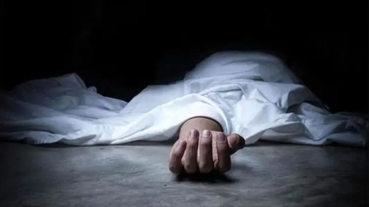 خودکشی مادر ۱۸ ساله بدلیل افسردگی پس از زایمان!