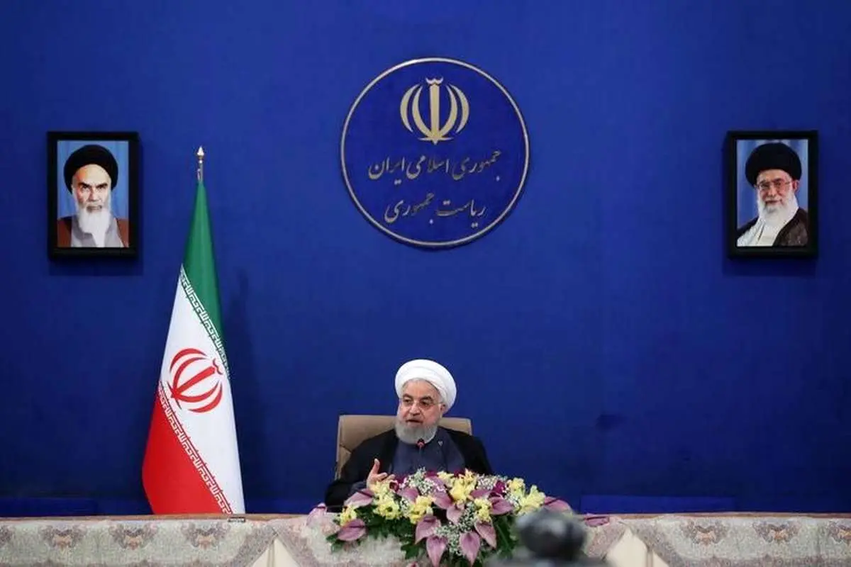 روحانی: کاه را کوه کردن از مشکلات کشور هنر نیست