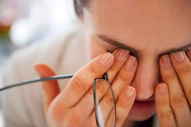 چگونه از آلودگی چشم‌ها به ویروس کرونا جلوگیری کنیم؟