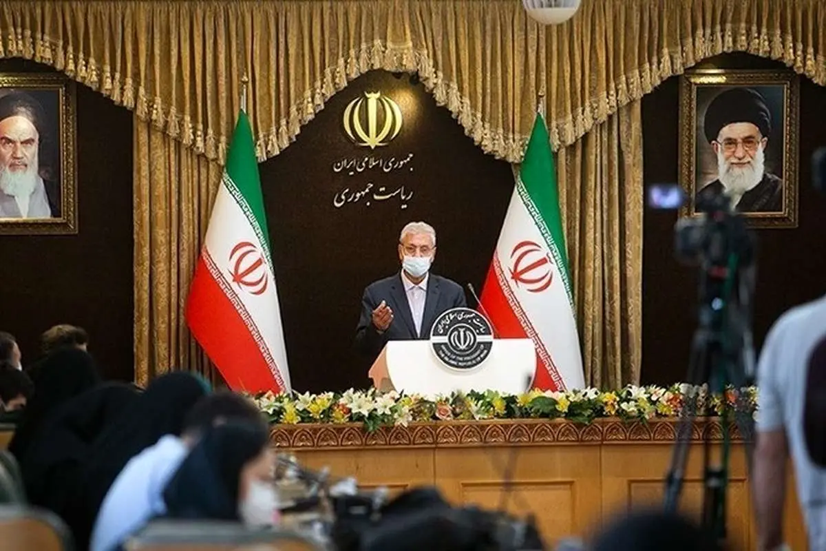 واگذاری بندر به چین دروغ است/ زمان بازگشایی مدارس در همه مناطق یکسان نخواهد بود/ سخنان سیف درست نبود